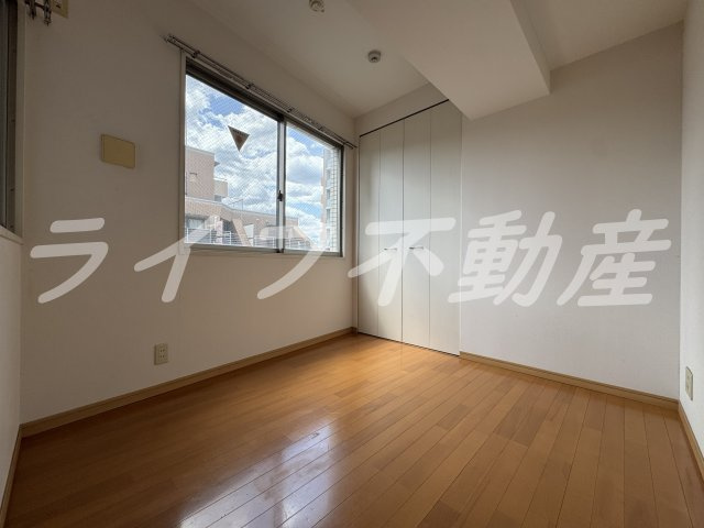 グランガーデン足代新町の居間・リビング|ゆったりとしたリビングです