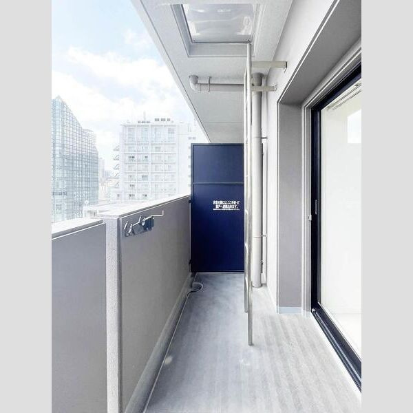 S-RESIDENCE神戸磯上通のバルコニー