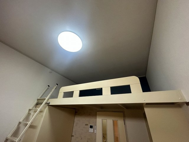 松戸市新松戸２丁目のアパート