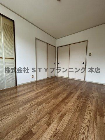 仲介手数料0円！アミューズメントA棟・B棟の洋室