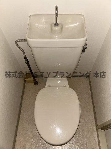 仲介手数料0円！アミューズメントA棟・B棟のトイレ