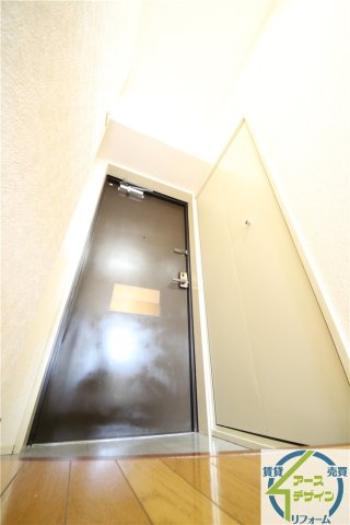 サンエキューズⅡの玄関|※類似部屋
