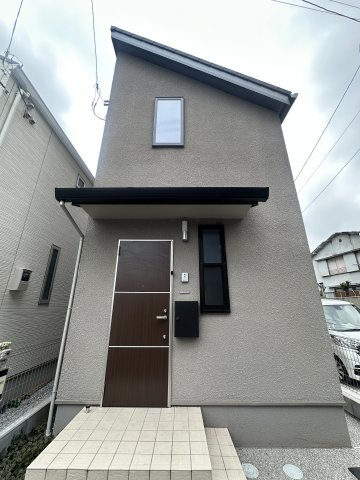 狛江市東和泉３丁目の一戸建て