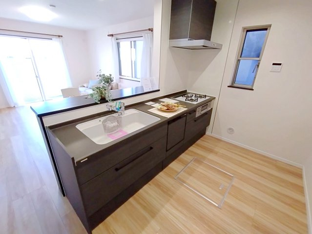 大和市中央林間西三丁目戸建のキッチン|使いやすいキッチンです