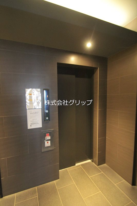 Le'a横濱ポートサイドのエントランス