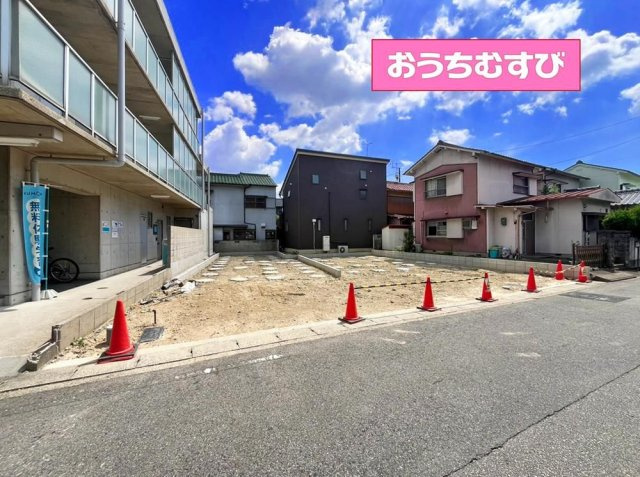 名東区西山台1期(全2棟)の前面道路含む現地写真