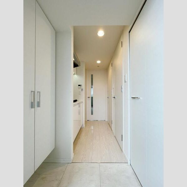 S-RESIDENCE神戸元町の玄関