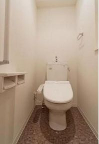 ボヌール門前仲町のトイレ|落ち着いた色調のトイレです