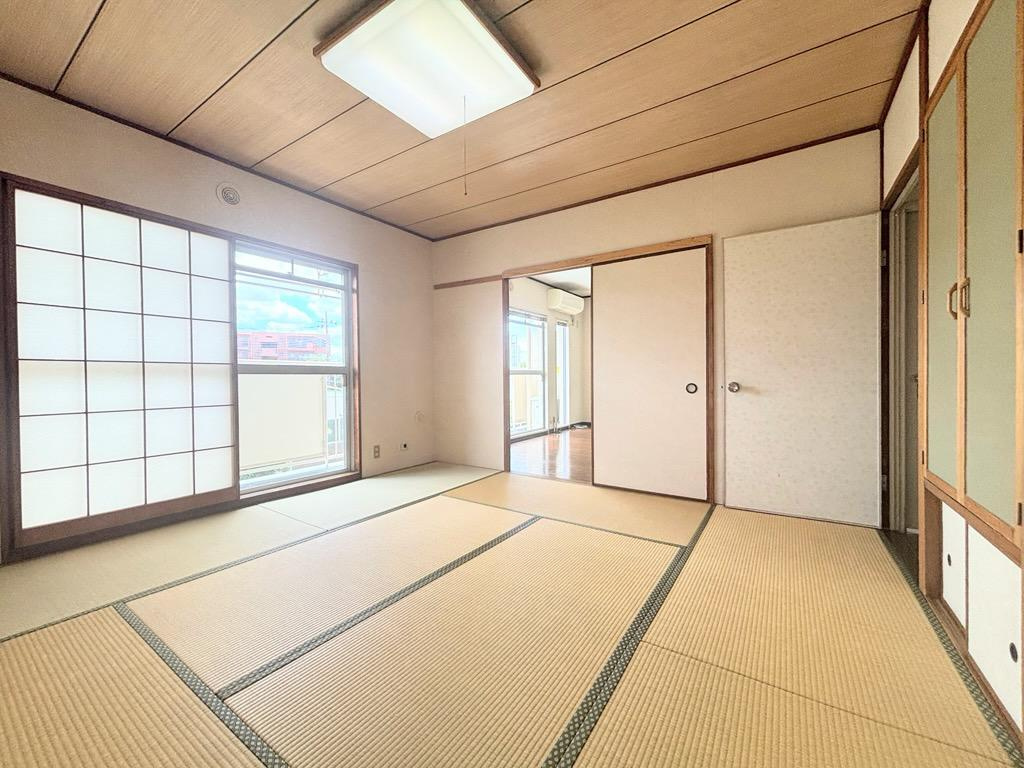 椿峰ニュータウン52街区１号棟の和室