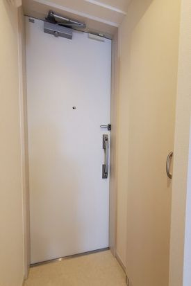 【玄関】 | リブリ・三軒茶屋