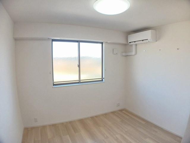 シュテルンの寝室