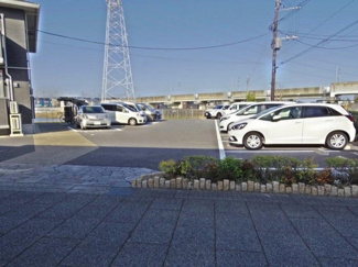 【駐車場】 | ジャルダン・ドゥ・ローズ | 駐車場