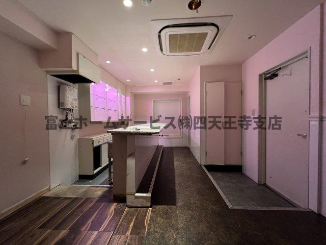 大阪市中央区千日前２丁目の店舗一部の内装