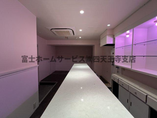 大阪市中央区千日前２丁目の店舗一部の内装