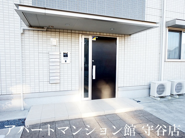 ラヴィーヌみどりののエントランス