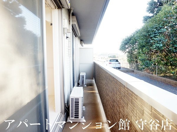 ラヴィーヌみどりののバルコニー
