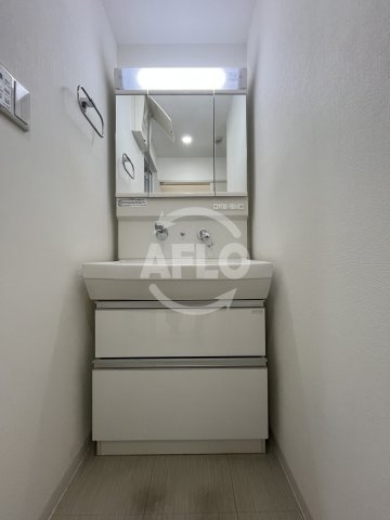 レクエルド塚本の独立洗面台|レクエルド塚本　洗面台