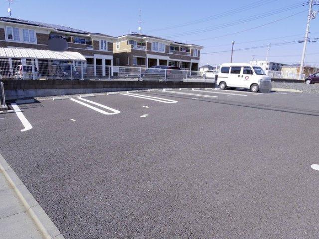 ルーチェの駐車場|駐車場