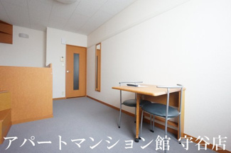 【居間・リビング】 | レオパレスマニエ | 画像3