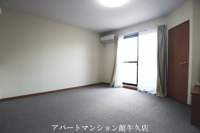 レオパレスサンシャインの居間・リビング|画像10