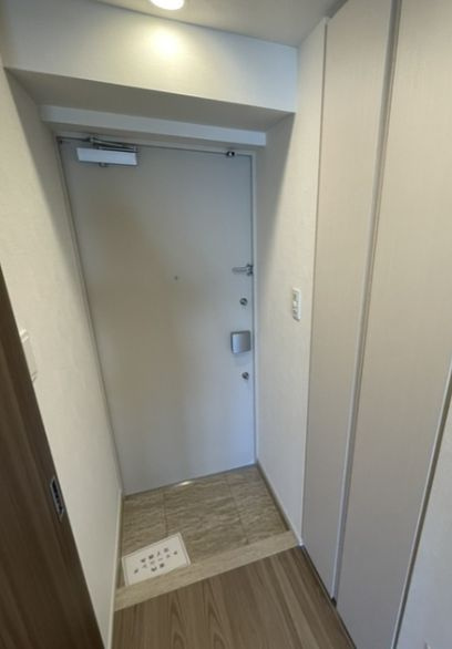 GENOVIA押上Ⅱの玄関|シンプルで使いやすい玄関です