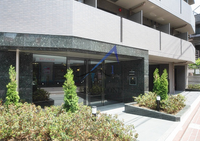 ルーブル東蒲田参番館のエントランス|エントランスです。