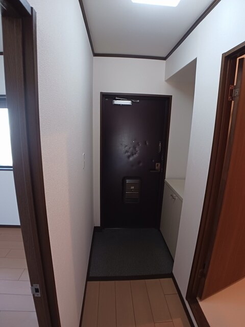 アシーネ三田天神の玄関