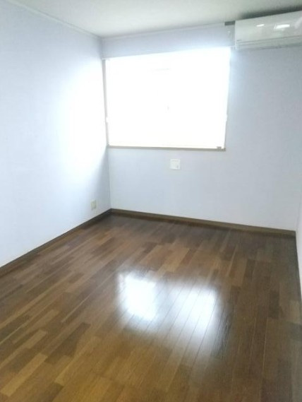 コーポワタナベの居間・リビング