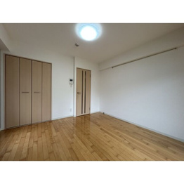 ハッピーハウス川西の居間