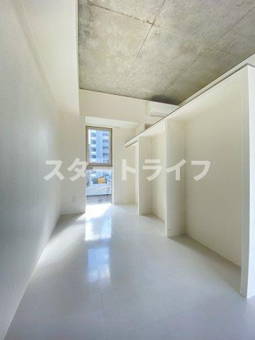 大阪市淀川区西三国１丁目の賃貸マンションの収納
