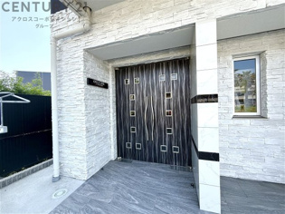 キセラ川西弐番館のエントランス