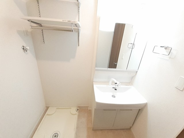 セレーネ藤沢の独立洗面台|洗面所