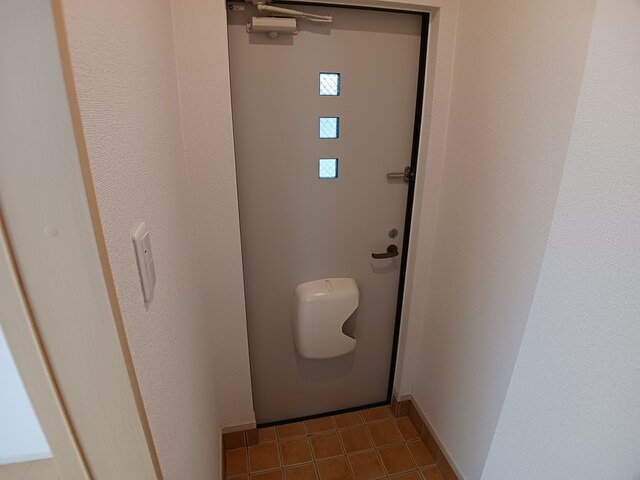 アイレジデンス　Ⅱ番館の玄関|玄関