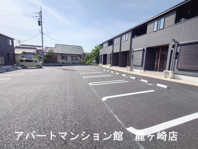 ラ・メゾン土浦Ⅱの駐車場