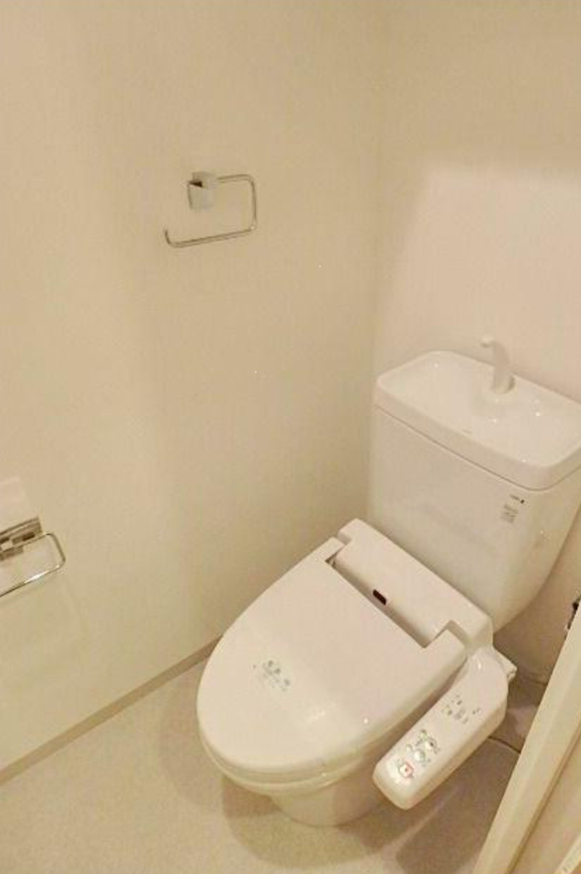 フルーヴ押上のトイレ|ゆったりとした空間のトイレです
