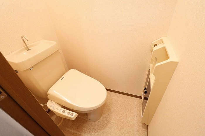 メゾンドノアのトイレ|もちろん温水洗浄暖房便座です