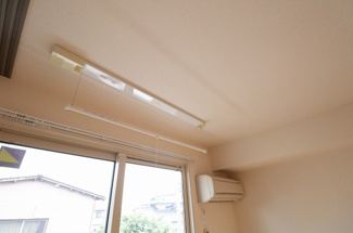 【設備】 | 伊佐山ハイツ | 室内物干し