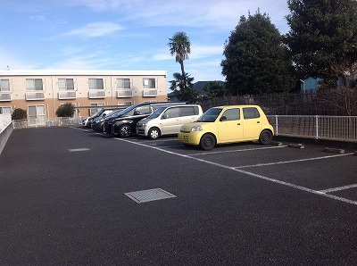 レオパレスS&HⅡの駐車場|画像8