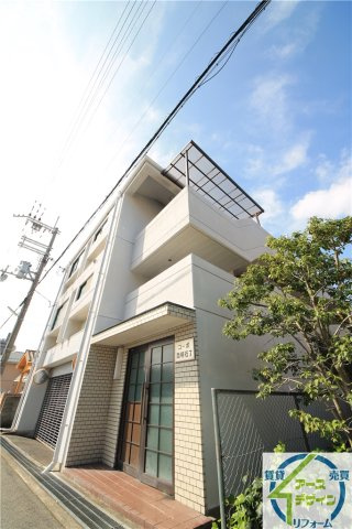 コーポ西明石7の外観