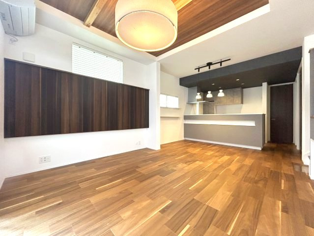 中古戸建　埼玉県川口市大字木曽呂の居間・リビング