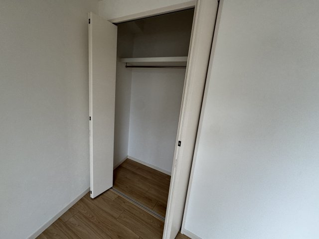 パウゼ西本町の収納