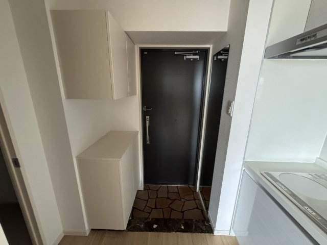 パウゼ西本町の玄関