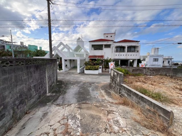 宜野湾市嘉数1丁目【90.35坪】の外観