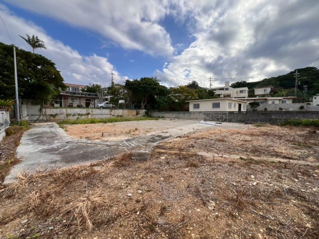宜野湾市嘉数1丁目【90.35坪】の外観