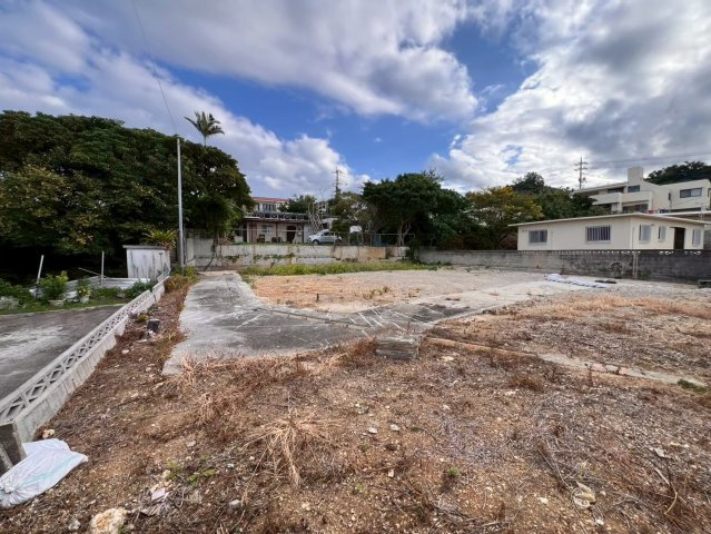宜野湾市嘉数1丁目【90.35坪】の外観