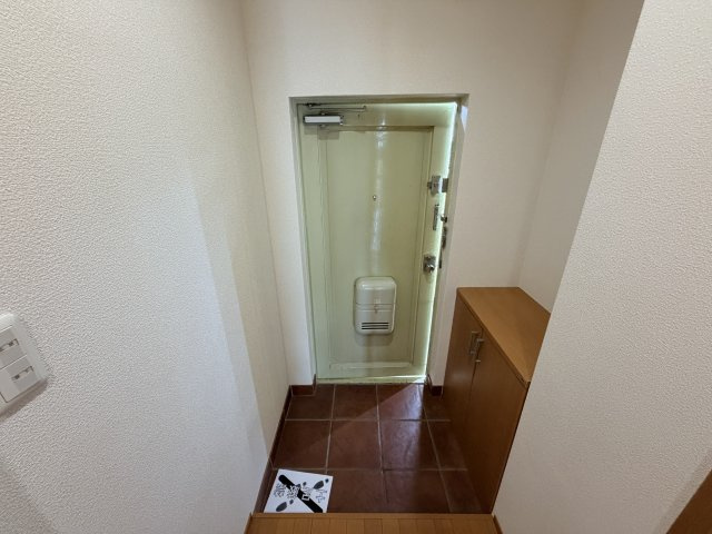 アーク八戸ノ里の玄関