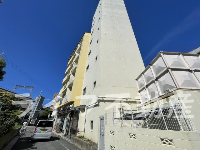 アーク八戸ノ里の外観