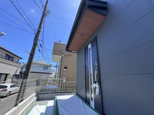 松戸市大谷口新築戸建【殿平賀小学校：8分】のエントランス|エントランス