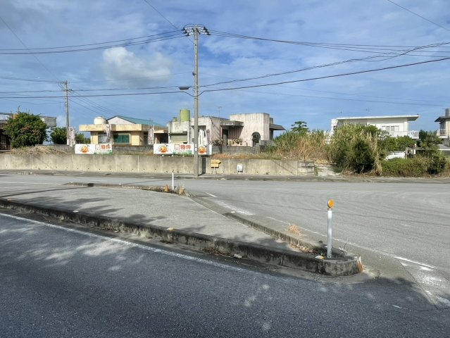 うるま市勝連平敷屋の外観