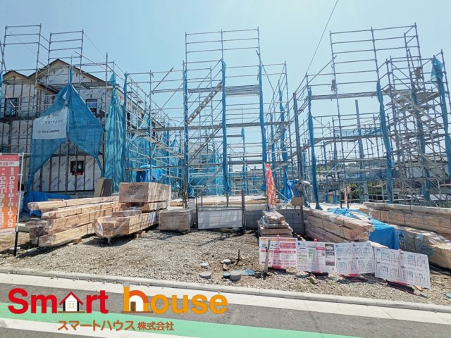 桂台西5期全8棟の前面道路含む現地写真